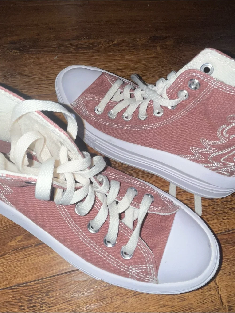 Converse High-Top Platform Sneakers - Dusty Pink